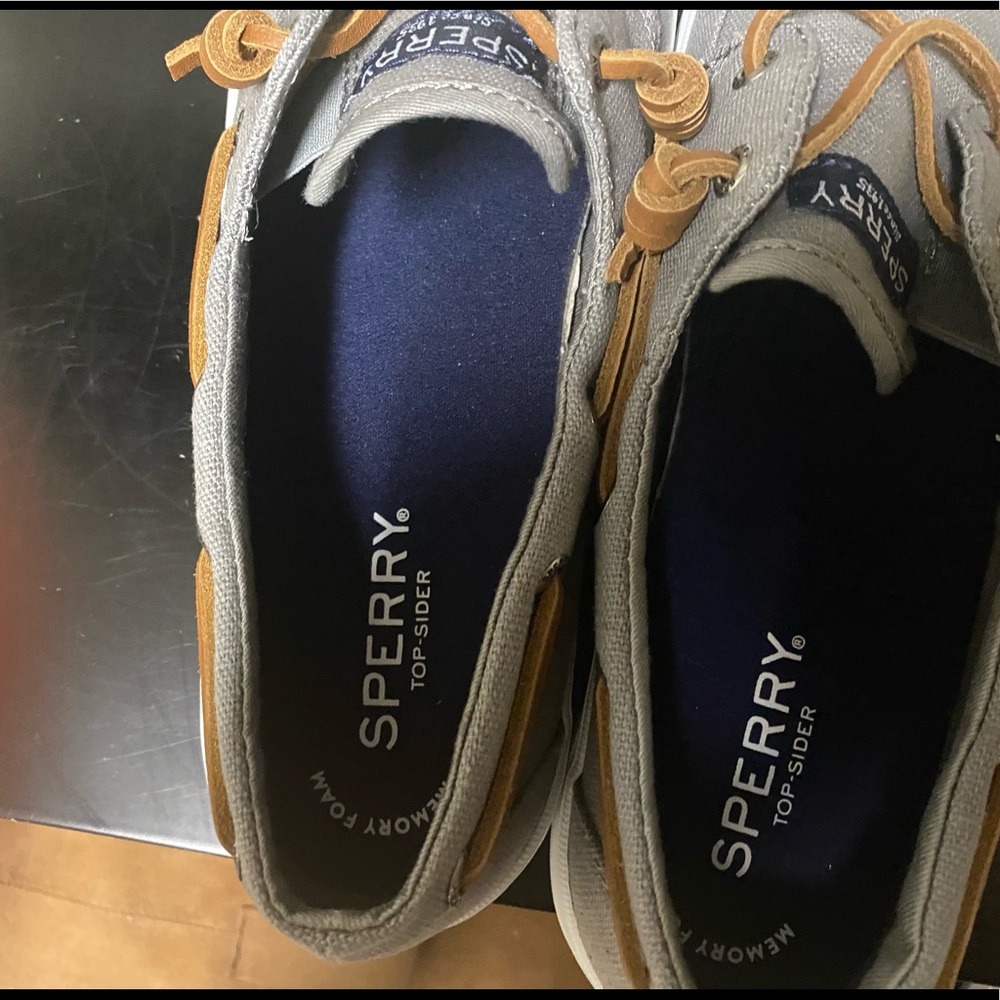 Sperry shoes - Picture 3 of 7